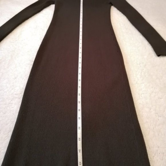 Dynamite olive green zip-up body con midi dress - Picture 3 of 11